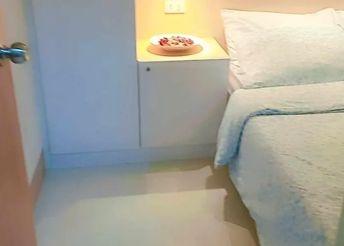 Shore 3 Residences Moa * Manila
